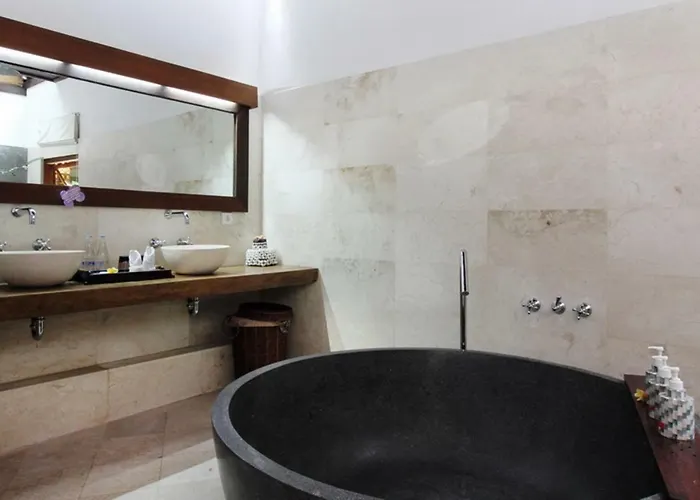 Jumah Hotel 3*